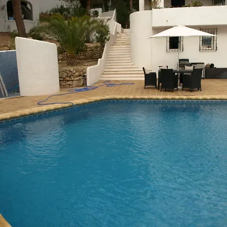 Villa Preciados